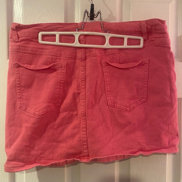 Stretchy Pink Denim Mini Skort - Picture 2 of 4